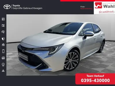 Usata Toyota Corolla Team 116 CV (85 kW) 2021 Argento Berlina