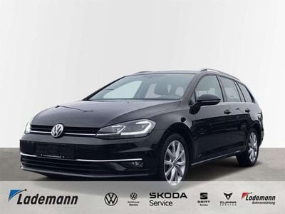 Deep black perleffekt Gebraucht 2019 VW Golf VII Highline Kombi | 19.924 € (Fairer Preis)