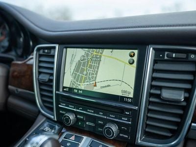 Porsche Panamera 4S