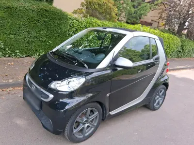 Gebraucht Smart ForTwo Cabrio 71 PS (52 kW) 2013 Schwarz Cabrio