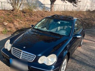 Gebraucht Mercedes C220 150 PS (110 kW) 2007 Blau Limousine
