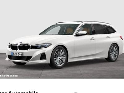 Gebraucht BMW 330 Performance 245 PS (180 kW) 2023 Weiß Kombi