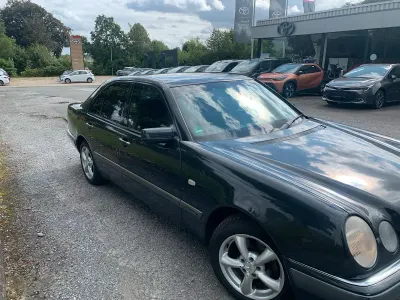 Gebraucht Mercedes E200