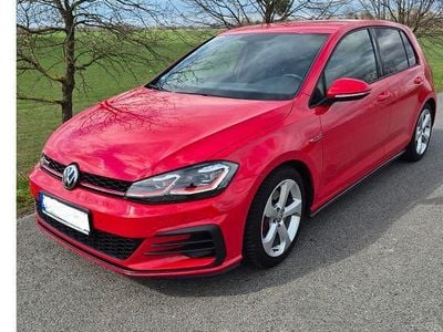 Gebraucht VW Golf VII GTI 230 PS (169 kW) 2017 Rot Limousine