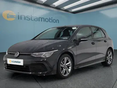 Gebraucht VW Golf VIII 131 PS (96 kW) 2024 Grau Kleinwagen