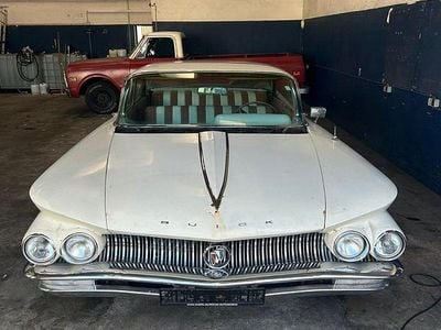 Weiß Gebraucht 1960 Buick Invicta Limousine | 16.900 €