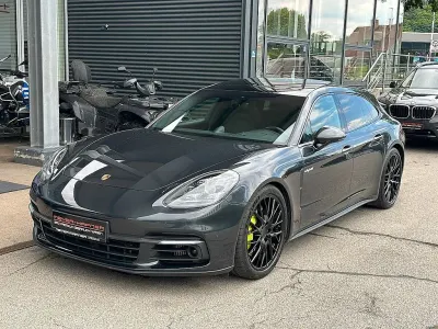 Gebraucht Porsche Panamera 4 Sport Turismo 330 PS (242 kW) 2019 Grau Limousine