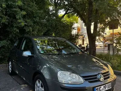 Gebraucht VW Golf IV Comfortline 116 PS (85 kW) 2004 Silber Limousine
