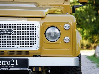 Gebraucht Land Rover Defender Heritage 135 PS (99 kW) 1983 Gelb SUV