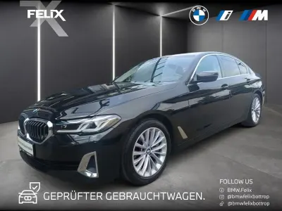 Gebraucht BMW 540 Luxury Line 333 PS (244 kW) 2023 Black sapphire Limousine