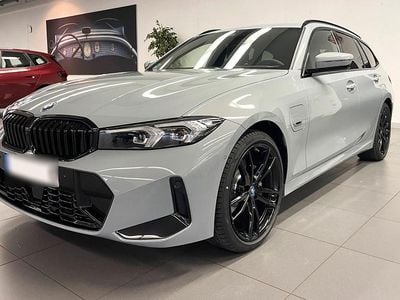 Second-hand BMW 320e M Sport 204 CP (150 kW) 2023 Gri Break