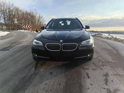 Schwarz Gebraucht 2013 BMW 525 Comfort Edition Kombi | 8.250 € (Fairer Preis)