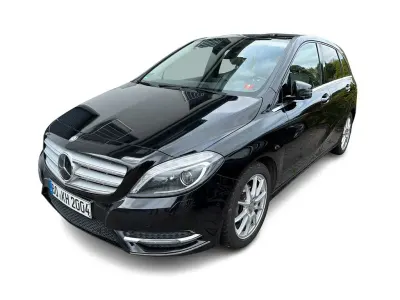 Gebraucht Mercedes B180 109 PS (80 kW) 2013 Schwarz Van / Kleinbus