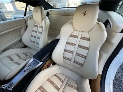 Gebraucht Ferrari California 460 PS (338 kW) 2013 Weiß Cabrio