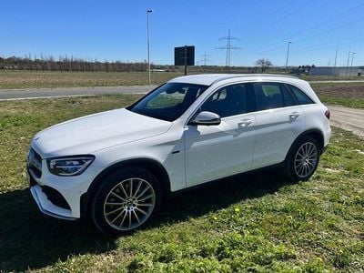 Gebraucht Mercedes GLC300e AMG 320 PS (235 kW) 2020 Weiß SUV