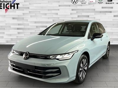 Ny VW Golf VIII Life 116 HK (85 kW) 2025 Blå Sedan