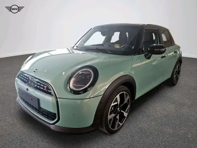 Second-hand Mini Cooper S Classic 204 CP (150 kW) 2025 Verde Hatchback