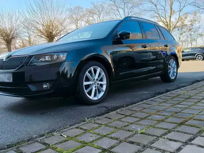 Gebraucht Skoda Octavia 150 PS (110 kW) 2016 Schwarz Kombi