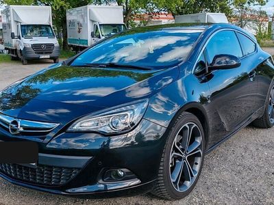 Opel Astra GTC