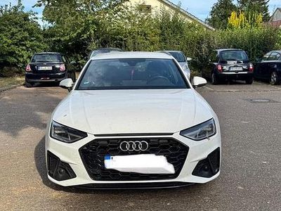 Weiß Gebraucht 2019 Audi A4 S-Line Kombi | 17.000 € (Teuer)