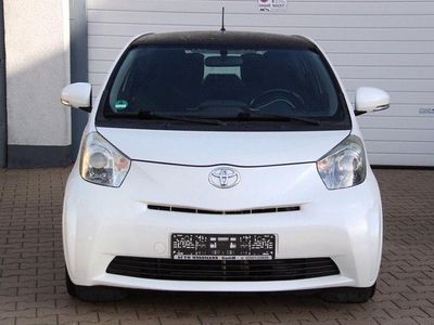 Toyota iQ