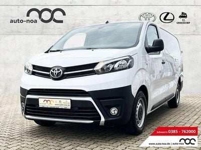 Gebraucht Toyota Proace 144 PS (105 kW) 2023 Weiß Van / Kleinbus