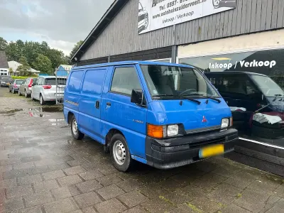 Gebraucht Mitsubishi L300 69 PS (50 kW) 1999 Blau Van / Kleinbus