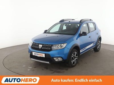 Blau Gebraucht 2019 Dacia Sandero Celebration Kleinwagen | 8.920 € (Fairer Preis)