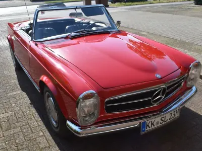 Gebraucht Mercedes 230 150 PS (110 kW) 1967 Rot Cabrio