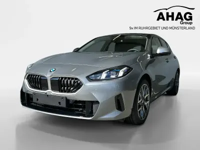 Neu BMW 120 Shadowline 170 PS (125 kW) 2026 Grau Kleinwagen
