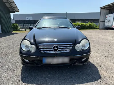 Gebraucht Mercedes C220 150 PS (110 kW) 2006 Schwarz Coupé