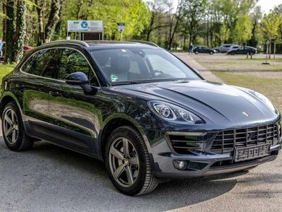 Porsche Macan S