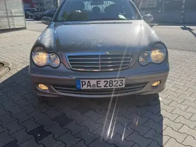 Gebraucht Mercedes C180 Classic 143 PS (105 kW) 2004 Beige Limousine