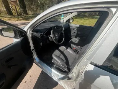 Gebraucht VW Fox Style 63 PS (46 kW) 2009 Silber Kleinwagen