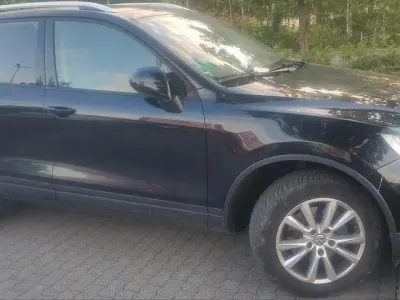 Gebraucht VW Touareg 225 PS (165 kW) 2016 Schwarz SUV