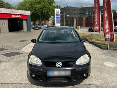 Gebraucht VW Golf IV Basis 75 PS (55 kW) 2004 Schwarz Limousine