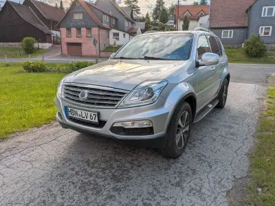 Gebraucht SsangYong Rexton 178 PS (130 kW) 2018 Silber SUV