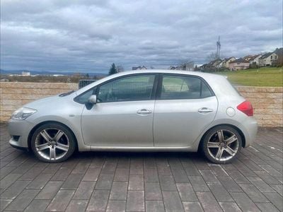 Gebraucht Toyota Auris Sol 124 PS (91 kW) 2008 Silber Kleinwagen