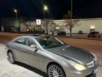 Gebraucht Mercedes CLS350 272 PS (200 kW) 2006 Gold Coupé