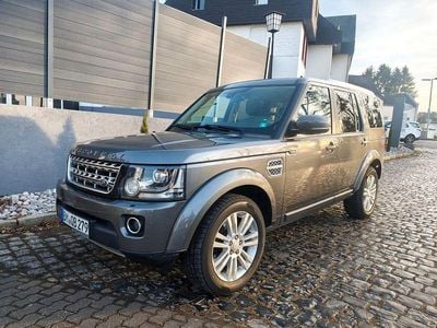 Grau Gebraucht 2015 Land Rover Discovery 4 HSE SUV | 15.800 € (Etwas zu teuer)