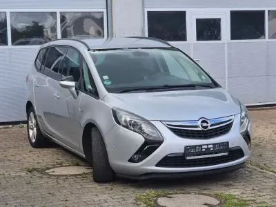 Gebraucht Opel Zafira Tourer Edition 140 PS (102 kW) 2011 Grau Van / Kleinbus