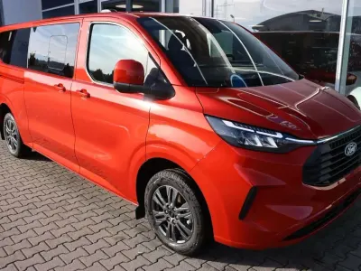 Neu Ford Transit Custom Limited 232 PS (170 kW) 2026 Frozen white Kombi