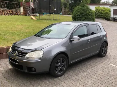 Gebraucht VW Golf VI 105 PS (77 kW) 2008 Grau Kleinwagen