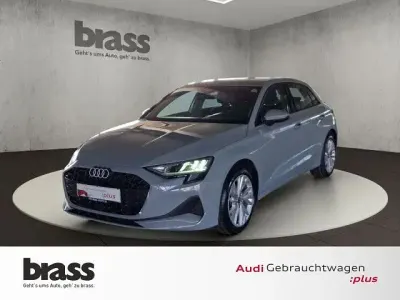 Gebraucht Audi A3 Advanced Plus 150 PS (110 kW) 2024 Pfeilgrau perleffekt Limousine