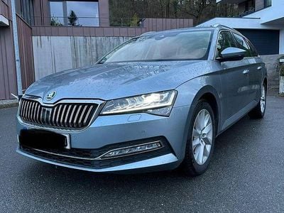 Gebraucht Skoda Superb Style 190 PS (139 kW) 2020 Silber Kombi