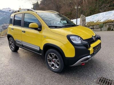 Gebraucht Fiat Panda Cross Cross 95 PS (69 kW) 2016 Gelb Kleinwagen