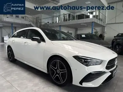 Gebraucht Mercedes CLA250 Shooting Brake Premium 224 PS (164 kW) 2023 Weiß Kombi