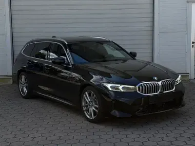 Gebraucht BMW 330 M Sport 286 PS (210 kW) 2023 Schwarz Kombi