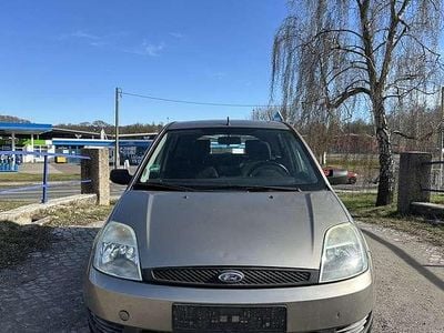 Gebraucht Ford Fiesta 69 PS (50 kW) 2004 Kleinwagen