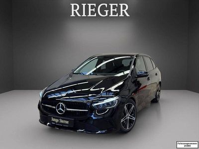 Gebraucht Mercedes B200 Progressive 163 PS (119 kW) 2025 Schwarz Van / Kleinbus